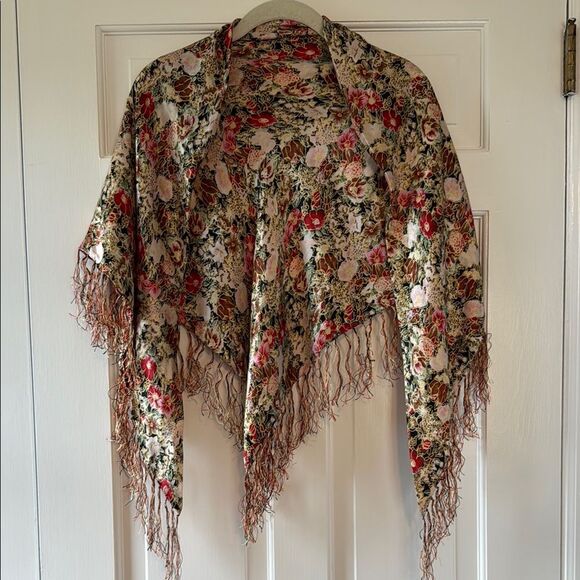Chinese Silk Vibrant Floral Shawl with Fringe triangular black red gold green - Picture 1 of 4